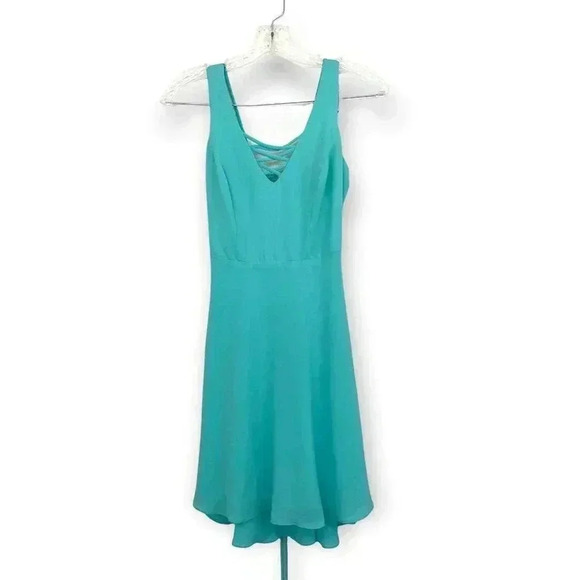 Light Blue Sleeveless Dress Women's  Sz 0 Back Ties B Darlin Cross Top - Picture 1 of 13